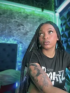 Melany Williams online show from 09.13.25