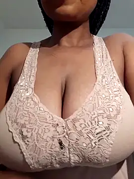 Snapshot of realsquirter chatting on 09.30.25 realsquirter online show from 09.30.25
