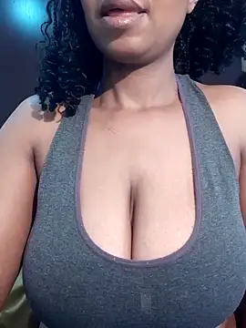 Snapshot of realsquirter chatting on 12.02.25 realsquirter online show from 12.02.25