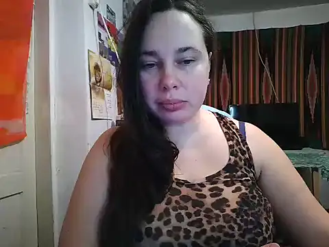 Cora Maro online show from 12.21.25