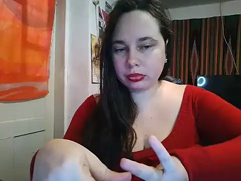 Cora Maro online show from 12.22.25