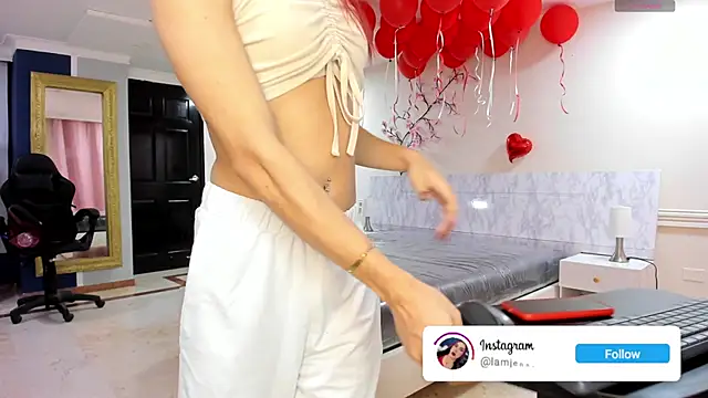 Snapshot of charolbruce_1 chatting on 05.28.26 charolbruce 1 online show from 05.28.26