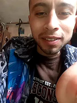 Snapshot of Mich_Stev9524 chatting on 11.20.25 Mich Stev9524 online show from 11.20.25