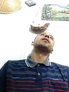 Snapshot of Mich_Stev9524 chatting on 11.29.25 Mich Stev9524 online show from 11.29.25