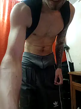 Snapshot of Mich_Stev9524 chatting on 02.14.26 Mich Stev9524 online show from 02.14.26