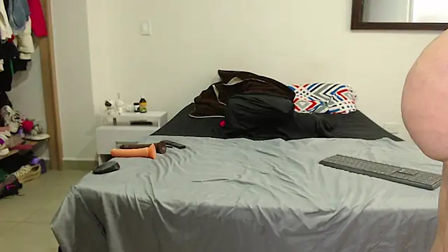 AnnieRoss69 online show from 02.28.25