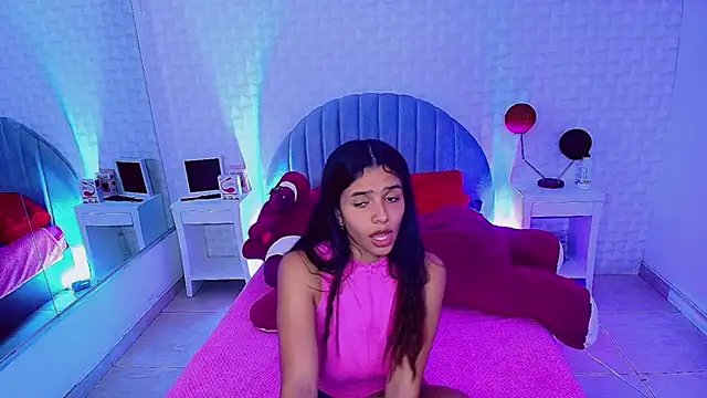 Snapshot of charlotte_0309 chatting on 02.03.26 charlotte 0309 online show from 02.03.26