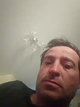 Snapshot of openlegsforyou chatting on 04.27.26 openlegsforyou online show from 04.27.26