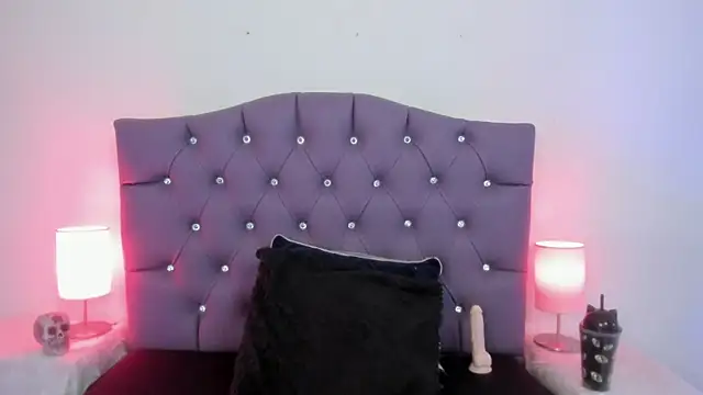 Nyx nayla online show from 02.04.25