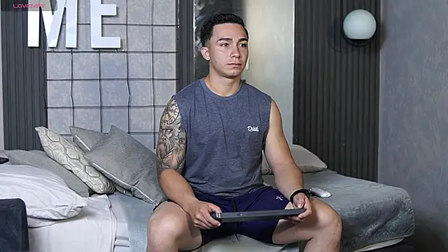 Ryan Hunt online show from 11.13.25