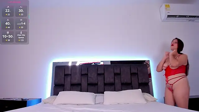 Sthef Castle online show from 09.15.25