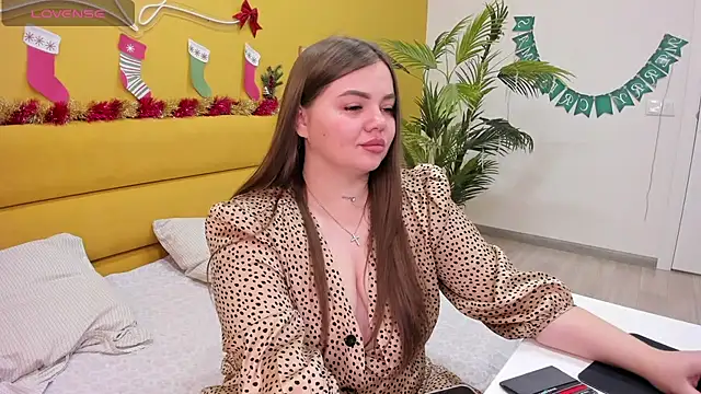 MonikaCharming online show from 12.25.24