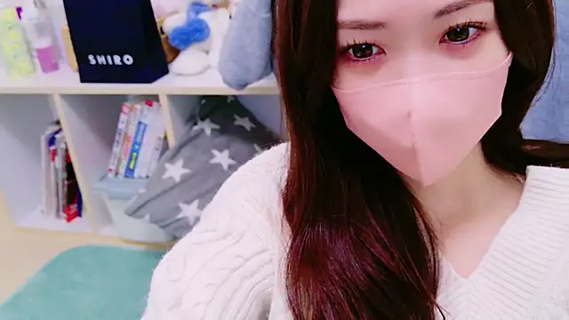 Snapshot of oxo_yuna_oxo chatting on 01.05.25 oxo yuna oxo online show from 01.05.25