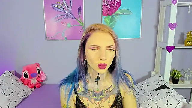 Snapshot of AnneTenet chatting on 12.05.24 AnneTenet online show from 12.05.24