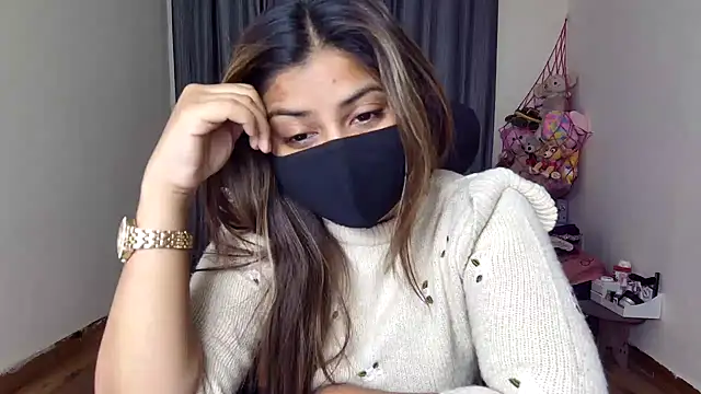 Hoty-Shivangi online show from 02.10.26