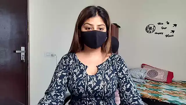 Hoty-Shivangi online show from 02.26.26