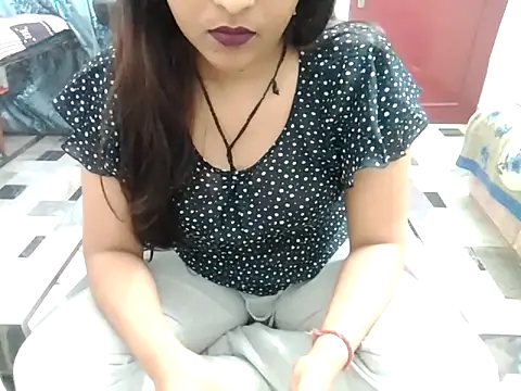 aarushi sharmaa online show from 02.22.25