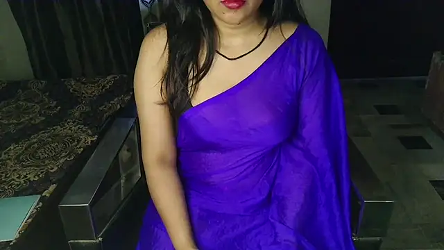 Snapshot of aarushi_sharmaa chatting on 05.13.26 aarushi sharmaa online show from 05.13.26