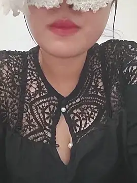 Snapshot of girldam95 chatting on 05.25.26 girldam95 online show from 05.25.26
