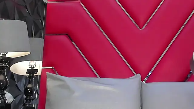 KeniaMuller online show from 09.25.25