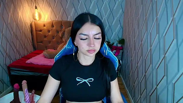 Snapshot of Angelchristix chatting on 05.14.26 Angelchristix online show from 05.14.26