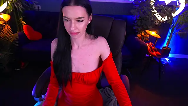 Snow WhiteeeX online show from 02.25.25