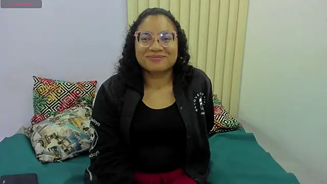 Snapshot of NetfisGraham chatting on 10.23.25 NetfisGraham online show from 10.23.25