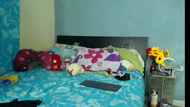 Snapshot of Madison__12 chatting on 02.25.25 Madison 12 online show from 02.25.25