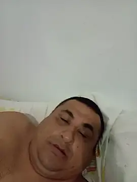 Snapshot of Pipuloc chatting on 06.20.26 Pipuloc online show from 06.20.26