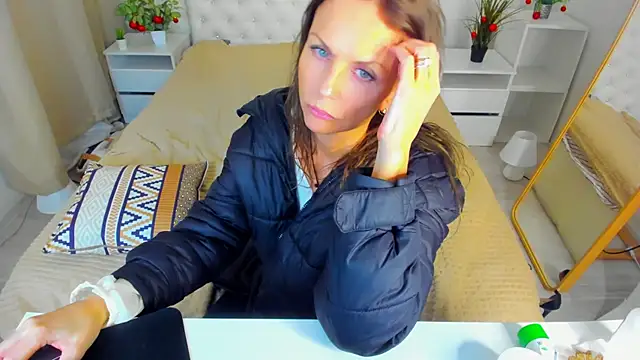 Elizabe th online show from 12.15.24