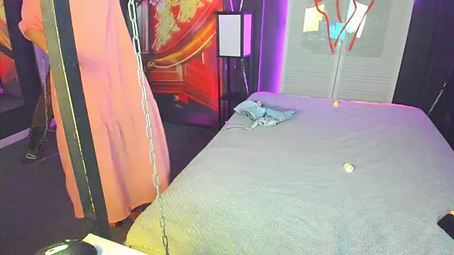 Elizabe th online show from 02.18.25