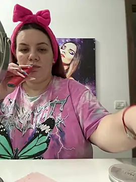 MelanieBrownn online show from 12.21.24