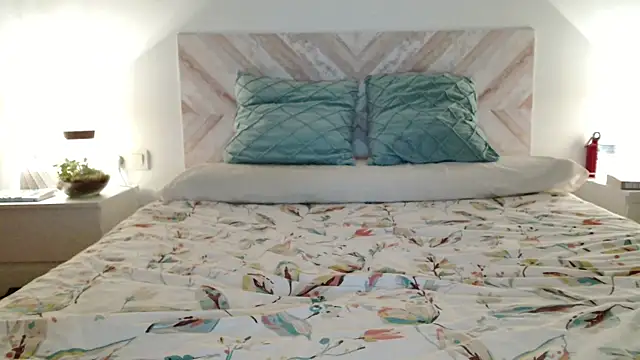 secretmuses online show from 04.06.26