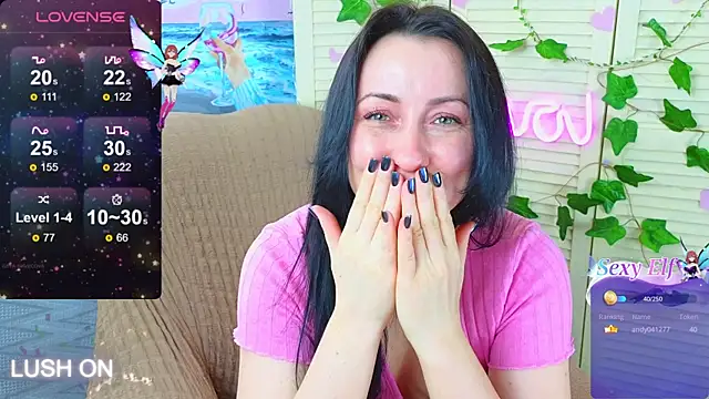 Roxyy Star online show from 02.05.25