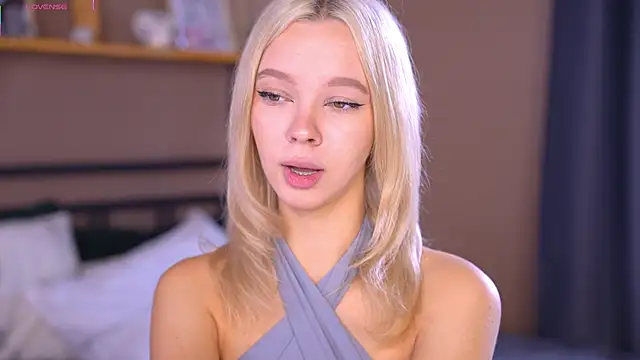  AlinaBailey online show from 09.19.25