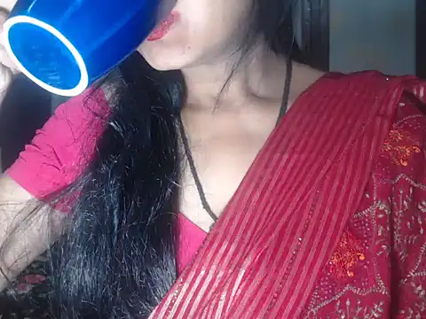 Snapshot of Indianstreamm chatting on 02.25.25 Indianstreamm online show from 02.25.25