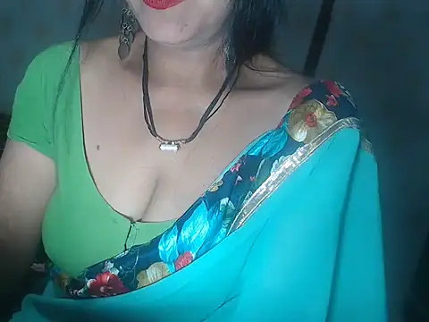 Snapshot of Indianstreamm chatting on 03.19.25 Indianstreamm online show from 03.19.25