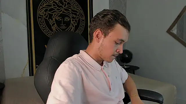 Desmon Clark online show from 01.14.25