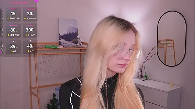 Snapshot of Naughty__Couplles chatting on 02.21.26 Naughty Couplles online show from 02.21.26