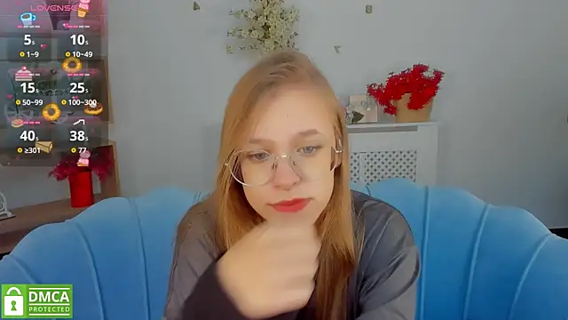 LayriantaVee online show from 09.26.25