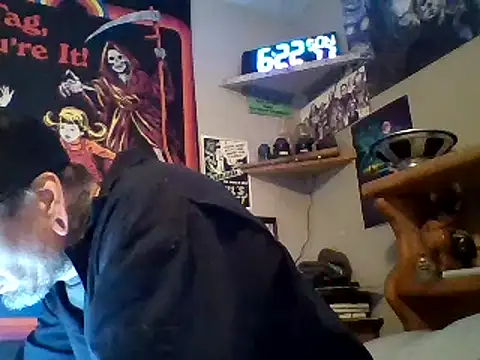 clitstitsandbongrips online show from 03.20.25