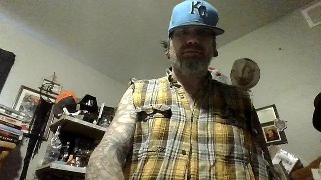 clitstitsandbongrips online show from 10.24.25