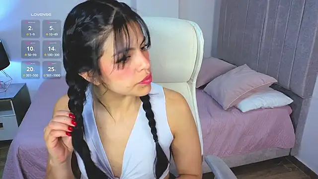 Eliie Ruizz online show from 01.10.26