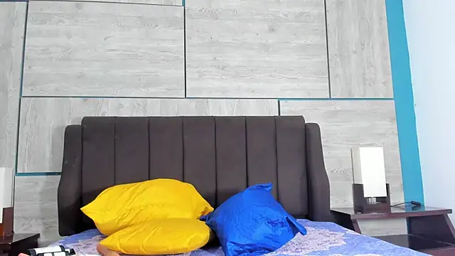 ZaritaLenon online show from 12.17.25