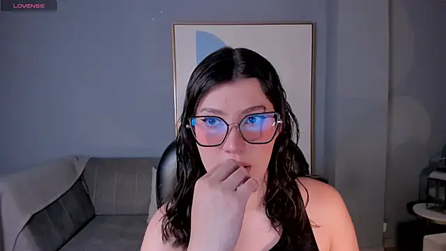 Snapshot of AmberFarrell chatting on 07.23.26 AmberFarrell online show from 07.23.26