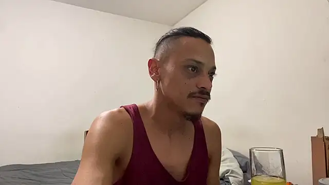 villanocat online show from 12.14.24