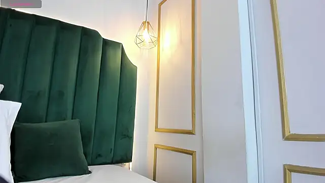 HannaPaola online show from 03.12.25