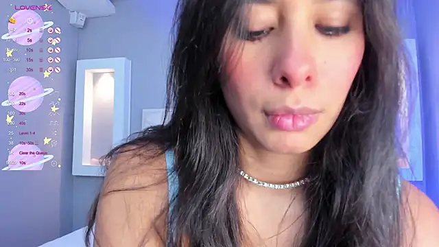 HannaPaola online show from 09.25.25