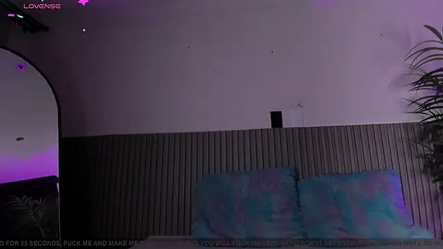 valentina lux online show from 03.13.26