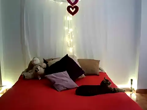 Snapshot of Hanna_Charming chatting on 02.20.25 Hanna Charming online show from 02.20.25